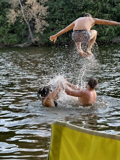 Дача 10 м² на участке 2 сот.