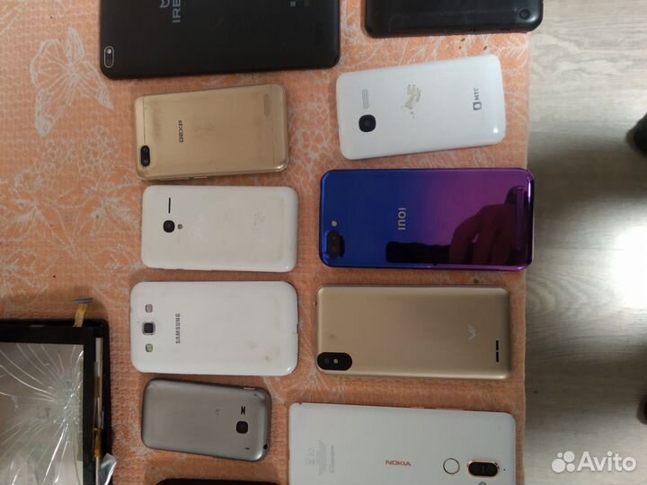 Планшеты, телефоны на запчасти