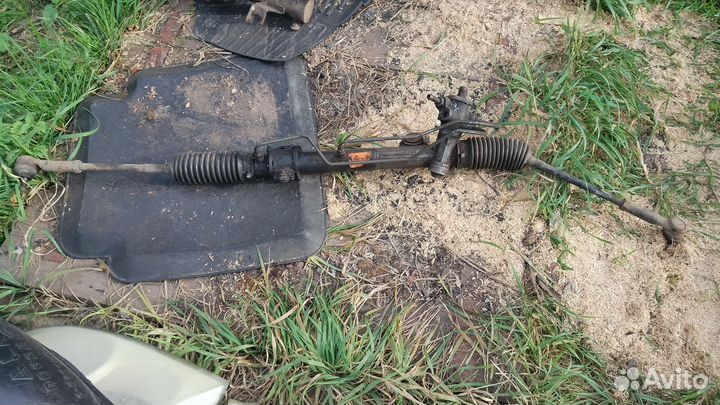 Рулевая рейка Nissan almera классик