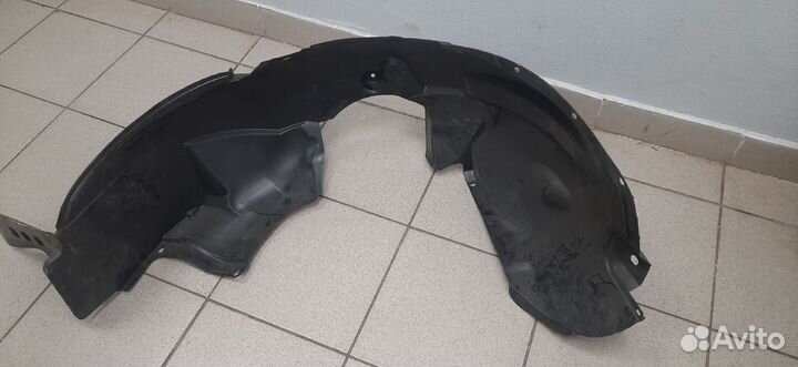 Подкрылок передний левый Hyundai Elantra (JD), i30