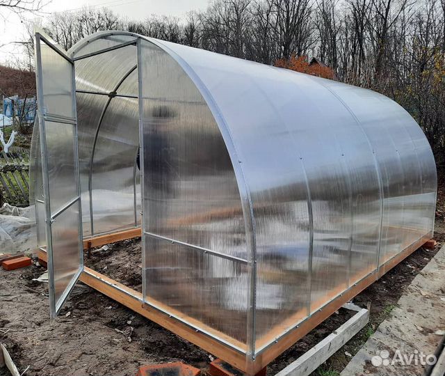 Теплицы всех размеров из Поликарбоната