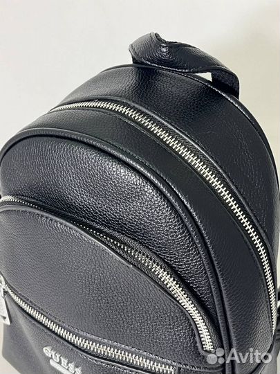 Женский рюкзак Guess: ваш идеальный спутник