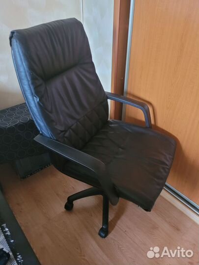 Компьютерное кресло