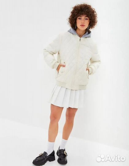 Женский бомбер