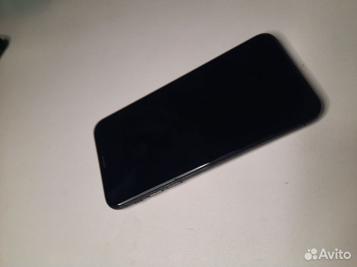 iPhone X, 64 ГБ