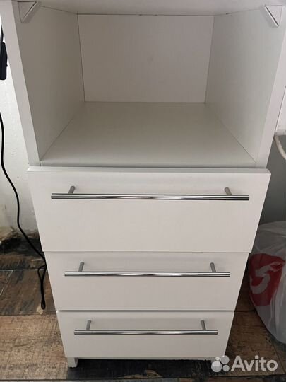 Маникюрный стол с вытяжкой бу