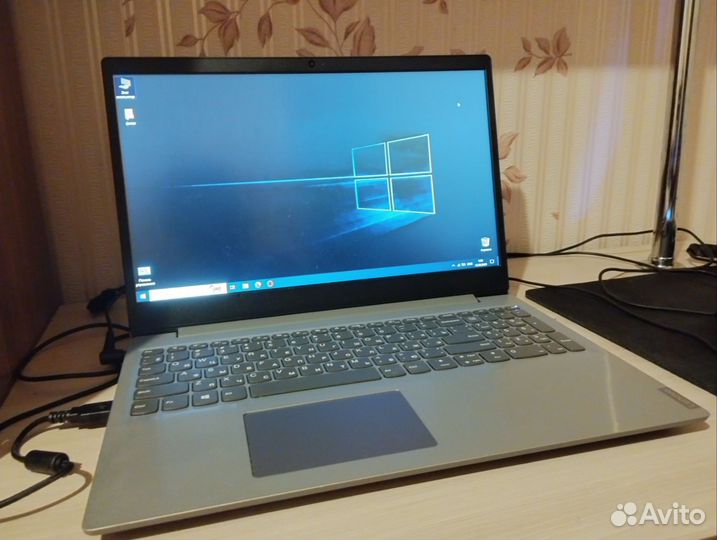 Ноутбук lenovo