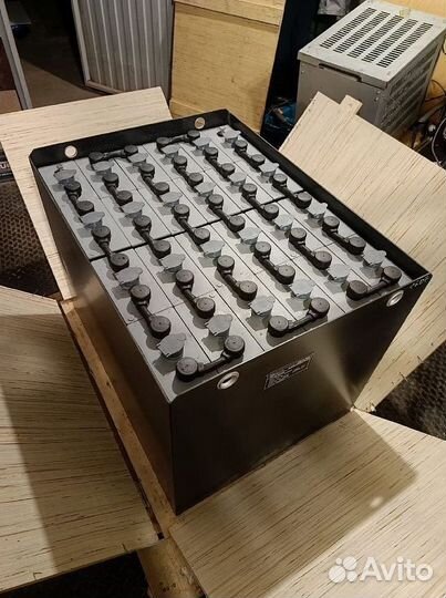 Тяговый аккумулятор для складской техники. Доставка