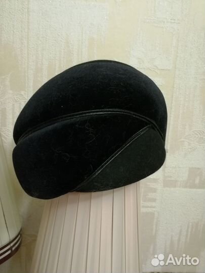 Берет женский