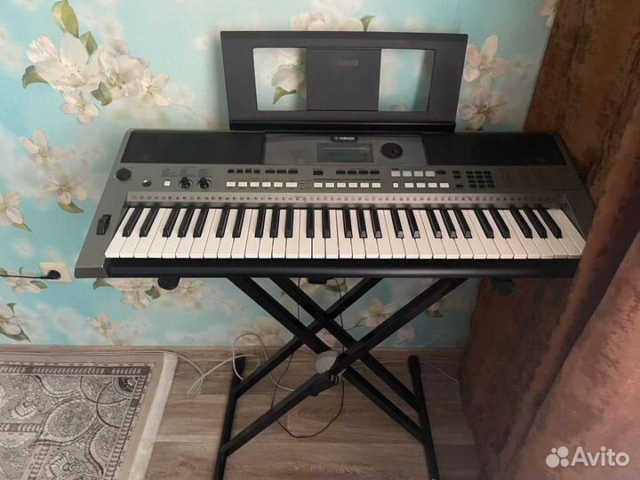 Синтезатор yamaha psr e443