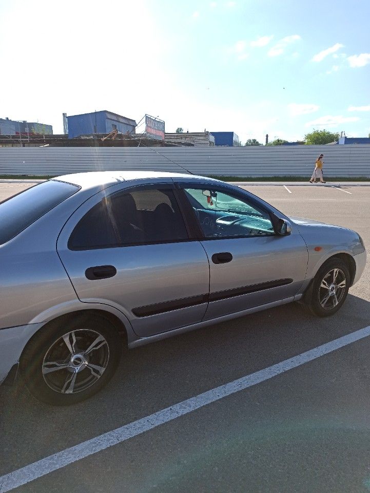 Nissan Almera: фото владельца