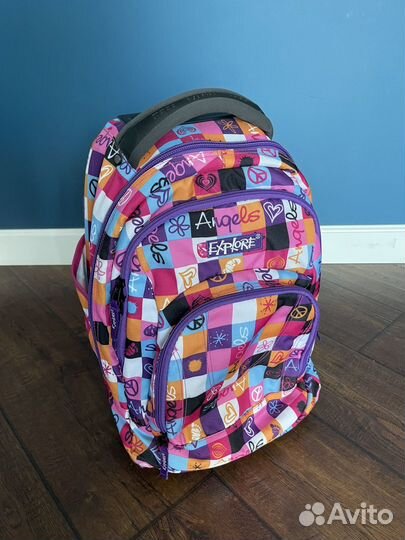 Школьный рюкзак на колесиках