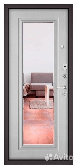 Входные металлические двери с зеркалом