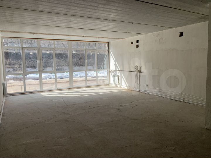 Своб. планировка, 53 м², 1/3 эт.