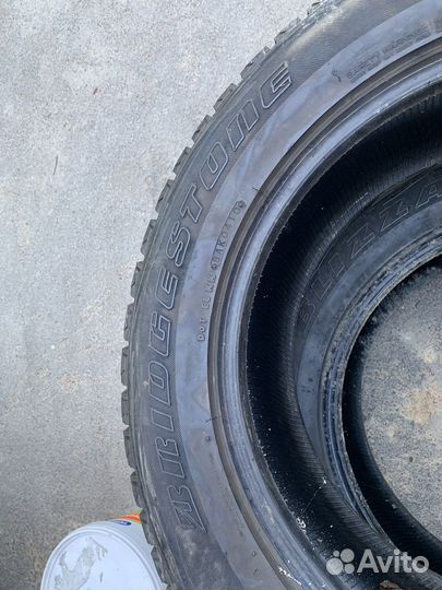 Bridgestone Blizzak DM-V1 275/50 R20