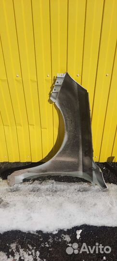 Крыло Vesta переднее правое