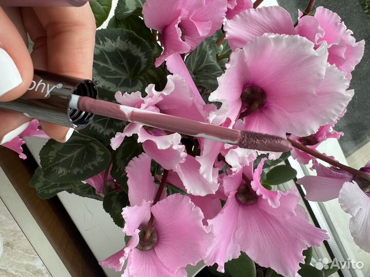 Блеск для губ