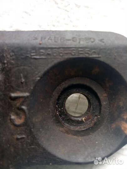 Подушка двигателя