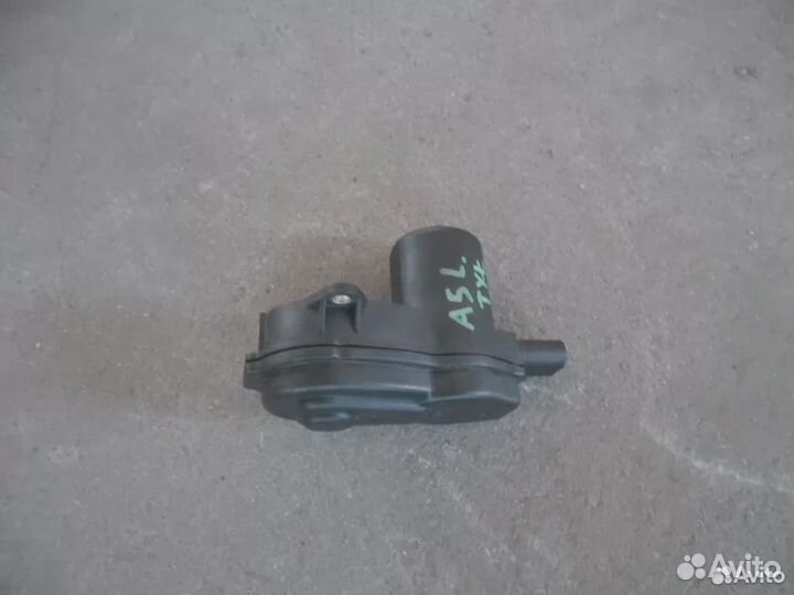 Моторчик ручника заднего суппорта Audi A4 A5 A6 A7