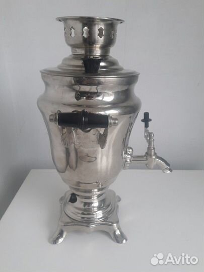 Самовар электрический 1.5 л 1991 год