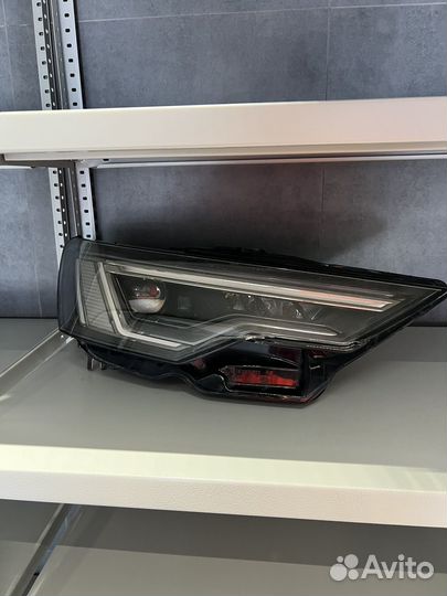 Правая фара Audi A6 2020 года