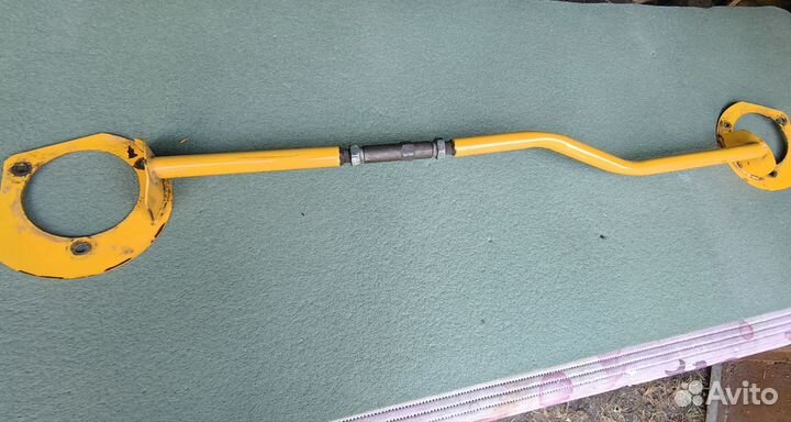 Растяжка передних стоекКалина 1,2 гранта