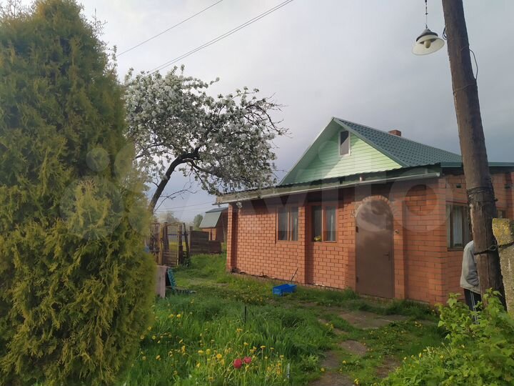 Дом 52 м² на участке 10 сот.