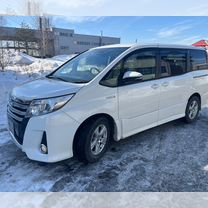 Toyota Noah 1.8 CVT, 2017, 71 000 км, с пробегом, цена 2 500 000 руб.