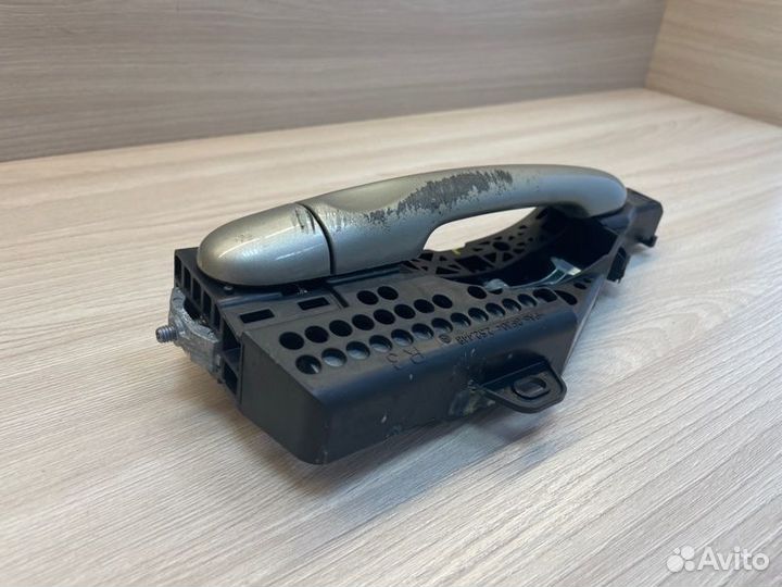 Ручка двери внешняя передняя правая LADA X-Ray