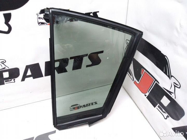 Форточка двери задняя Mazda 3 BL (2008—2011)