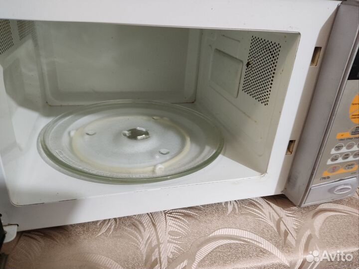 Микроволновая печь возможно обмен на не рабочие