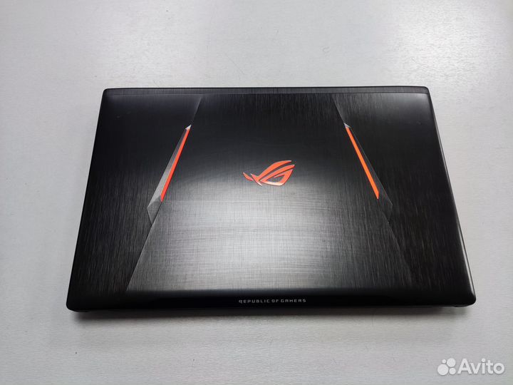 Игровой ноутбук Asus ROG i7-7770HQ/16GB/GTX 1050Ti