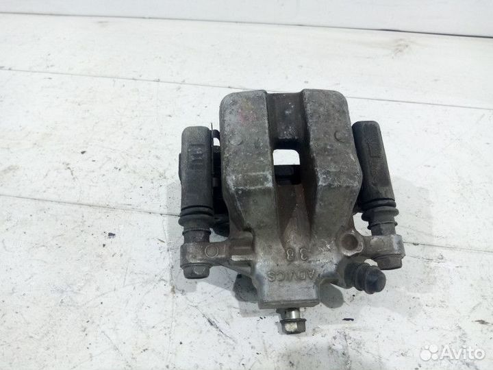 Суппорт задний левый Toyota Camry V40