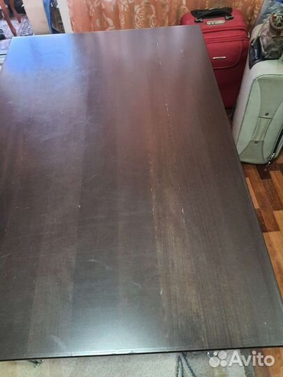 Кухонный стол