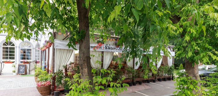 Сдам торговое помещение, 472 м²