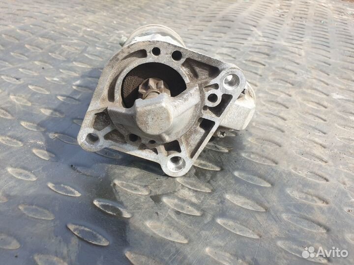 Стартер Renault Logan Sandero K7J K4M 8200815083