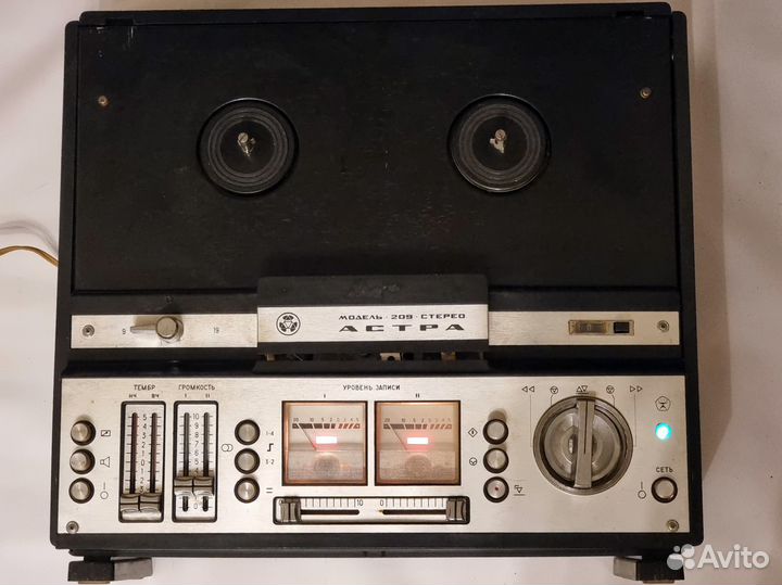 Магнитофон Астра 209 Стерео СССР
