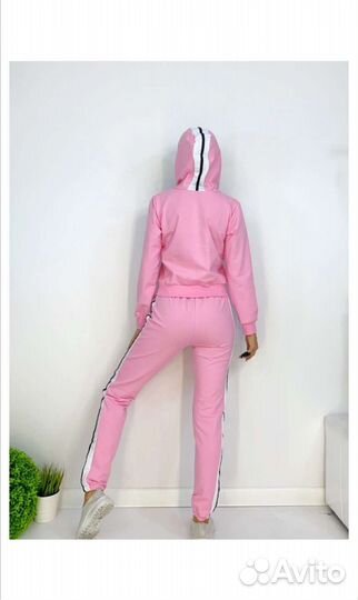 Новый костюм спортивный