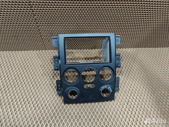 Рамка магнитолы Suzuki Escudo TD54W J20A 2007