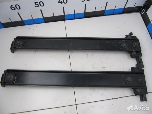 Кронштейн крепления спойлера Mercedes Benz Actros