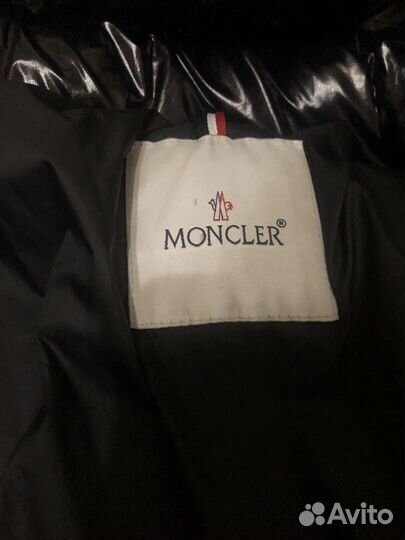 Пуховик moncler