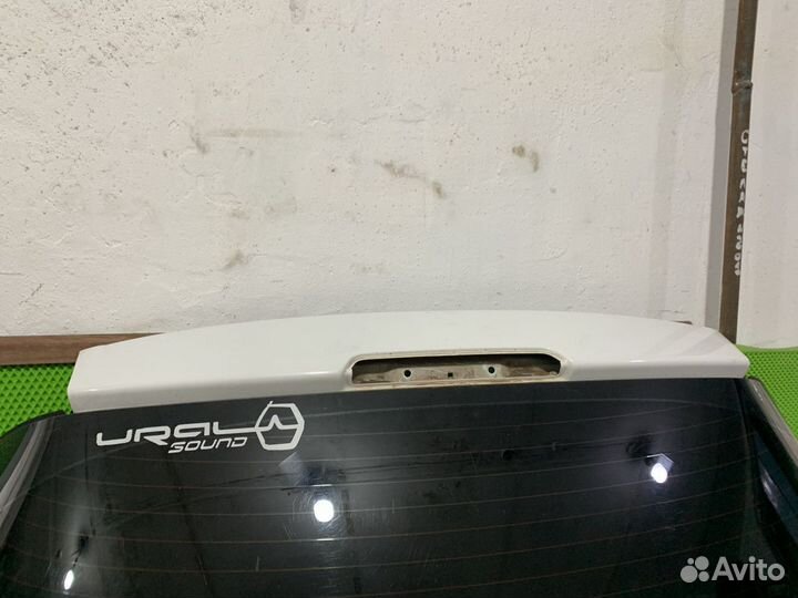 Крышка багажника Peugeot 308