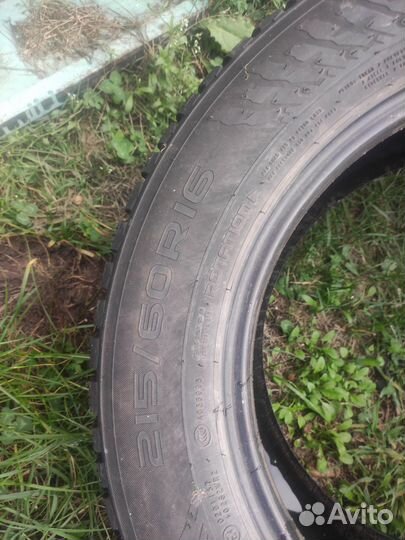 Nokian Tyres Hakkapeliitta 9 215/60 R16
