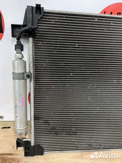 Радиатор кондиционера Infiniti M Y51