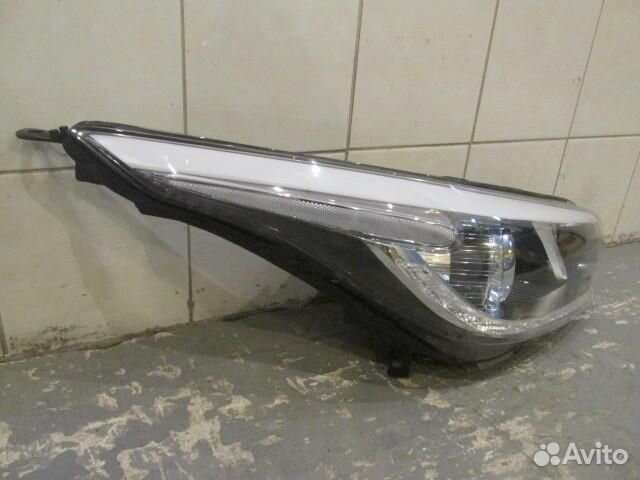 Фара правая Kia Ceed