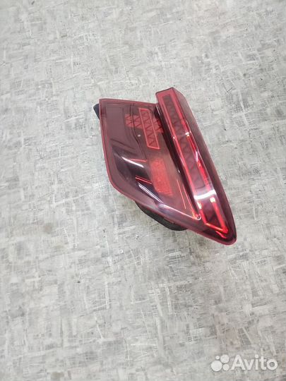 Фонарь задний левый Volkswagen Tiguan c 2016