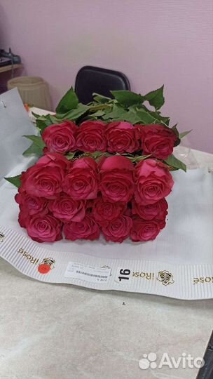Доставка роз цветов букетов в Омске