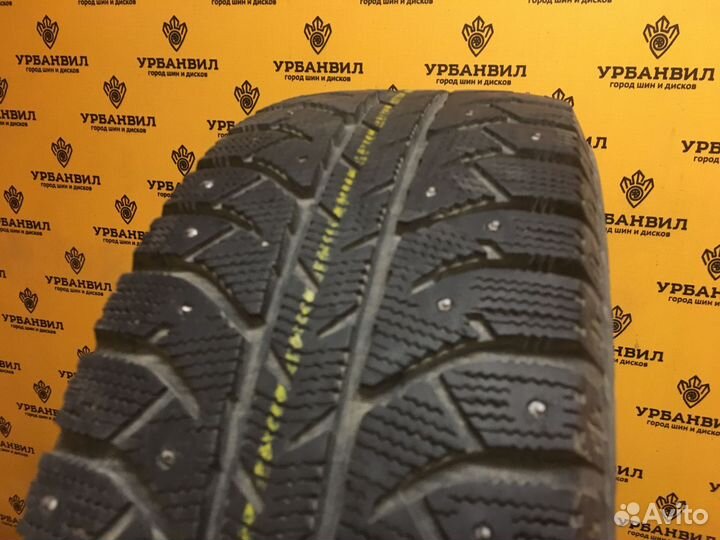 Bridgestone Ice Cruiser 7000 205/65 R15 94T