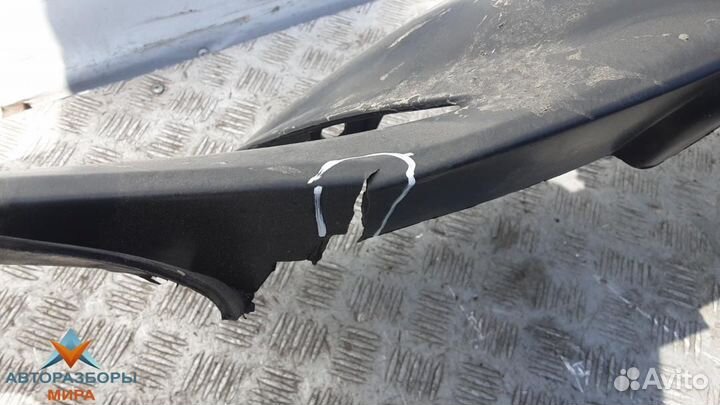 Бампер передний Peugeot 3008 2009