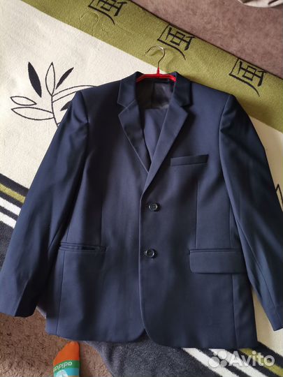 Школьный костюм